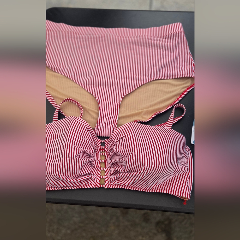 Red and White Striped Swimsuit PLUS SIZE 46DDD N Plus Size 34 Bottoms.